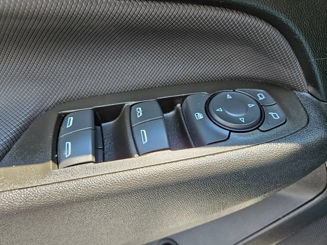 Used 2024 Chevrolet Equinox RS FWD image 31