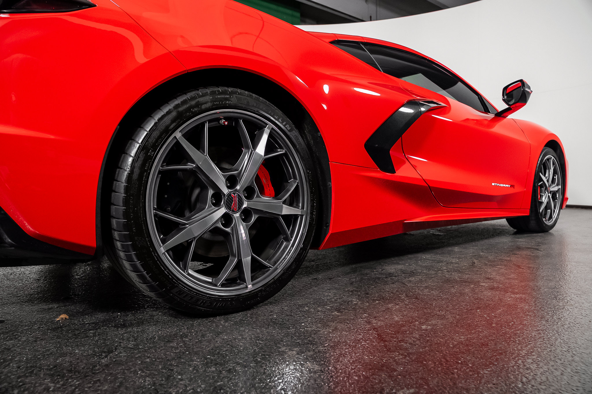 Used 2022 Chevrolet Corvette Stingray Premium Cpe w/ Z51 Performance Package RWD image 31