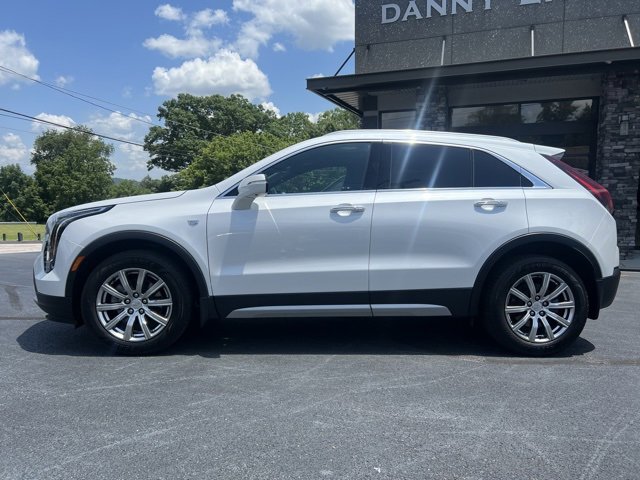 Used 2022 Cadillac XT4 Premium Luxury w/ Technology Package image 4