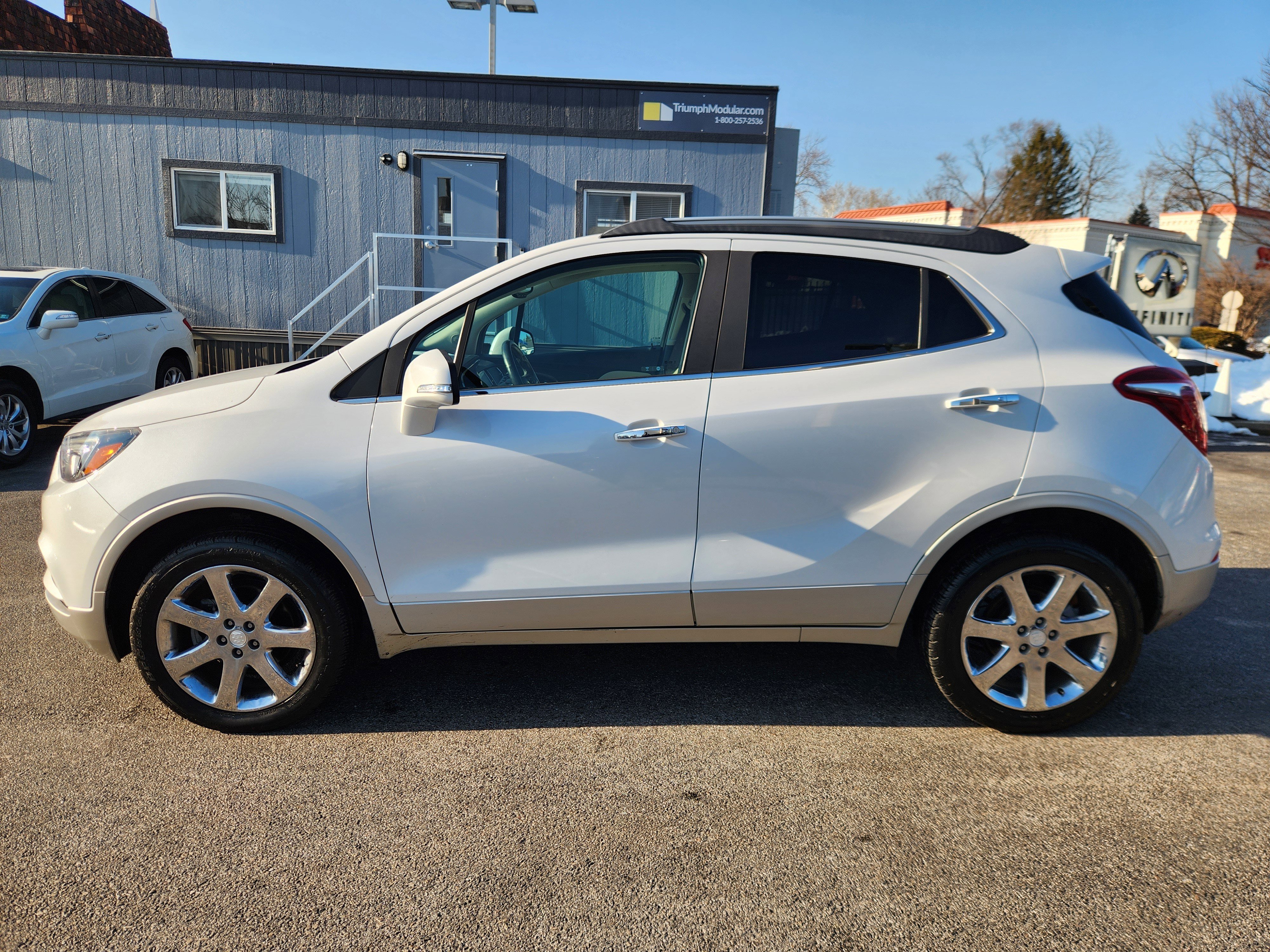 Used 2019 Buick Encore Essence w/ Experience Buick Package image 5