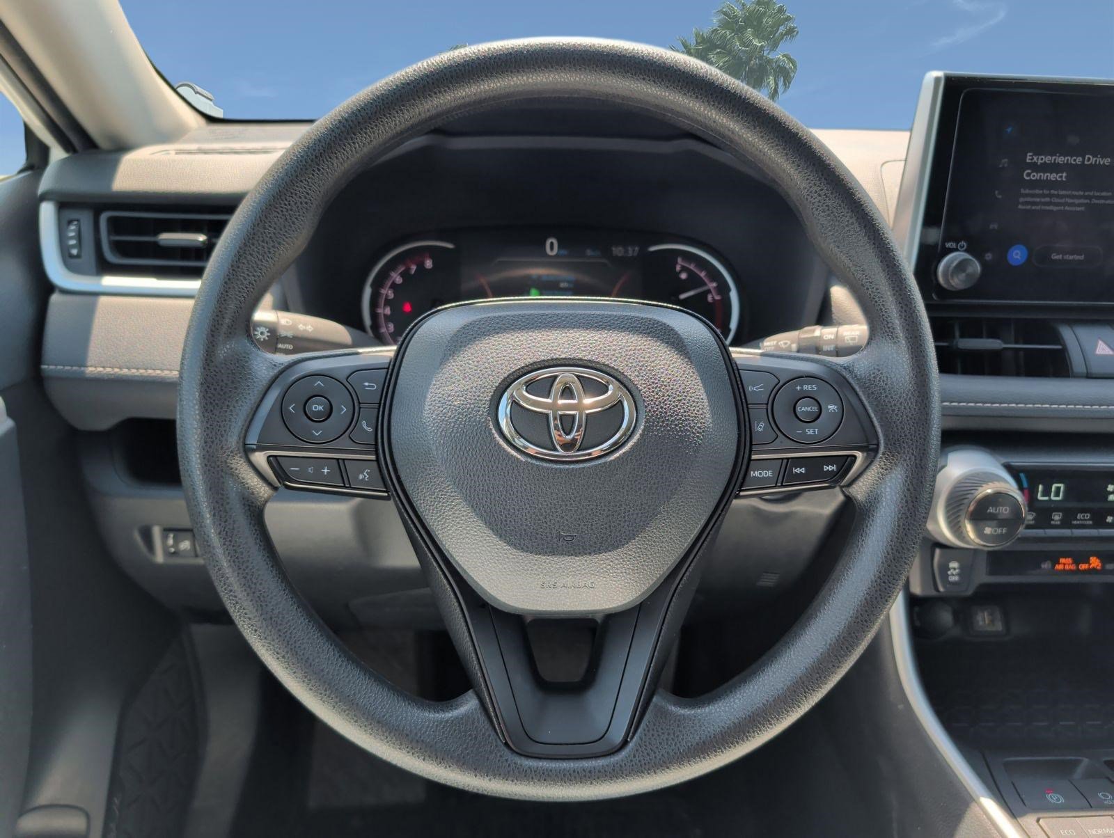 Used 2024 Toyota RAV4 XLE AWD/4WD image 13