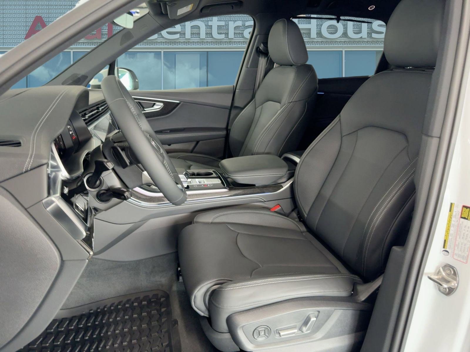 New 2026 Audi Q7 3.0T Prestige image 5