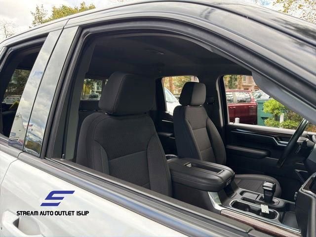 Used 2022 GMC Sierra 1500 Elevation w/ Preferred Package image 5