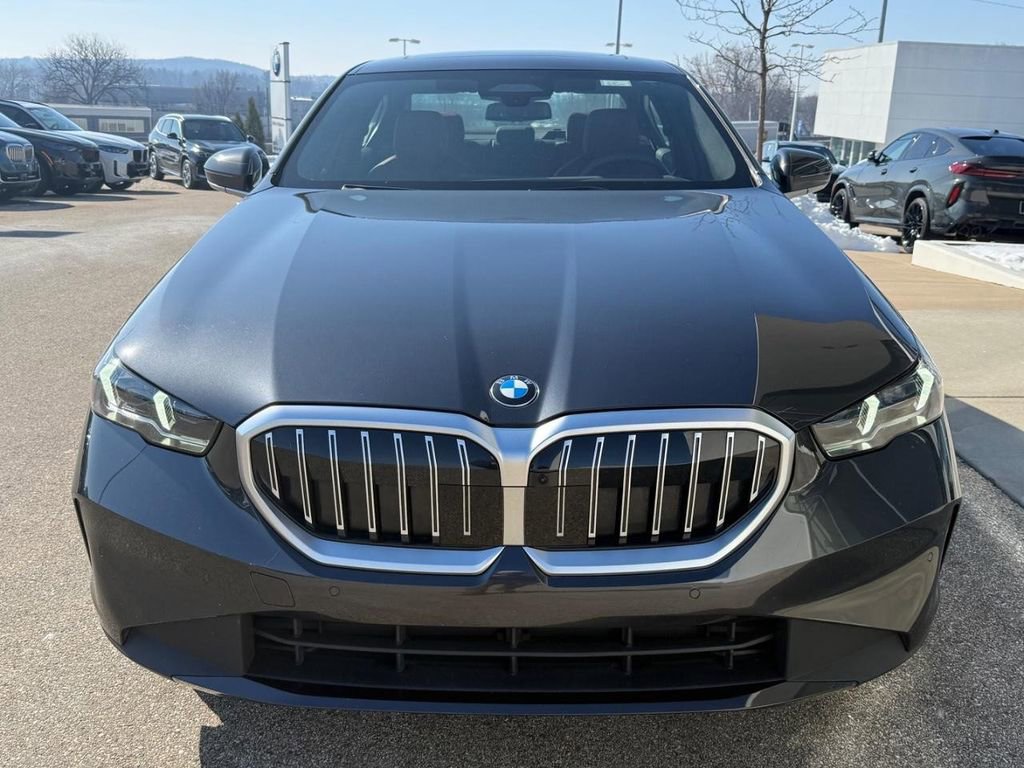 Used 2026 BMW 540i xDrive image 9