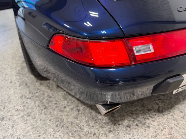 Used 1995 Porsche 911 Carrera RWD image 41