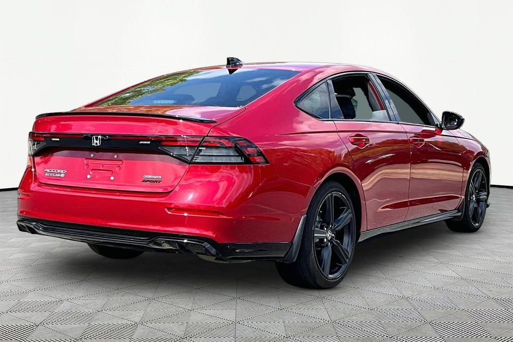 Used 2025 Honda Accord Sport image 6