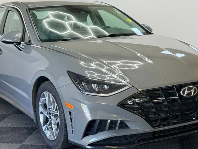 Used 2021 Hyundai Sonata SEL w/ Winter Weather Package FWD image 4