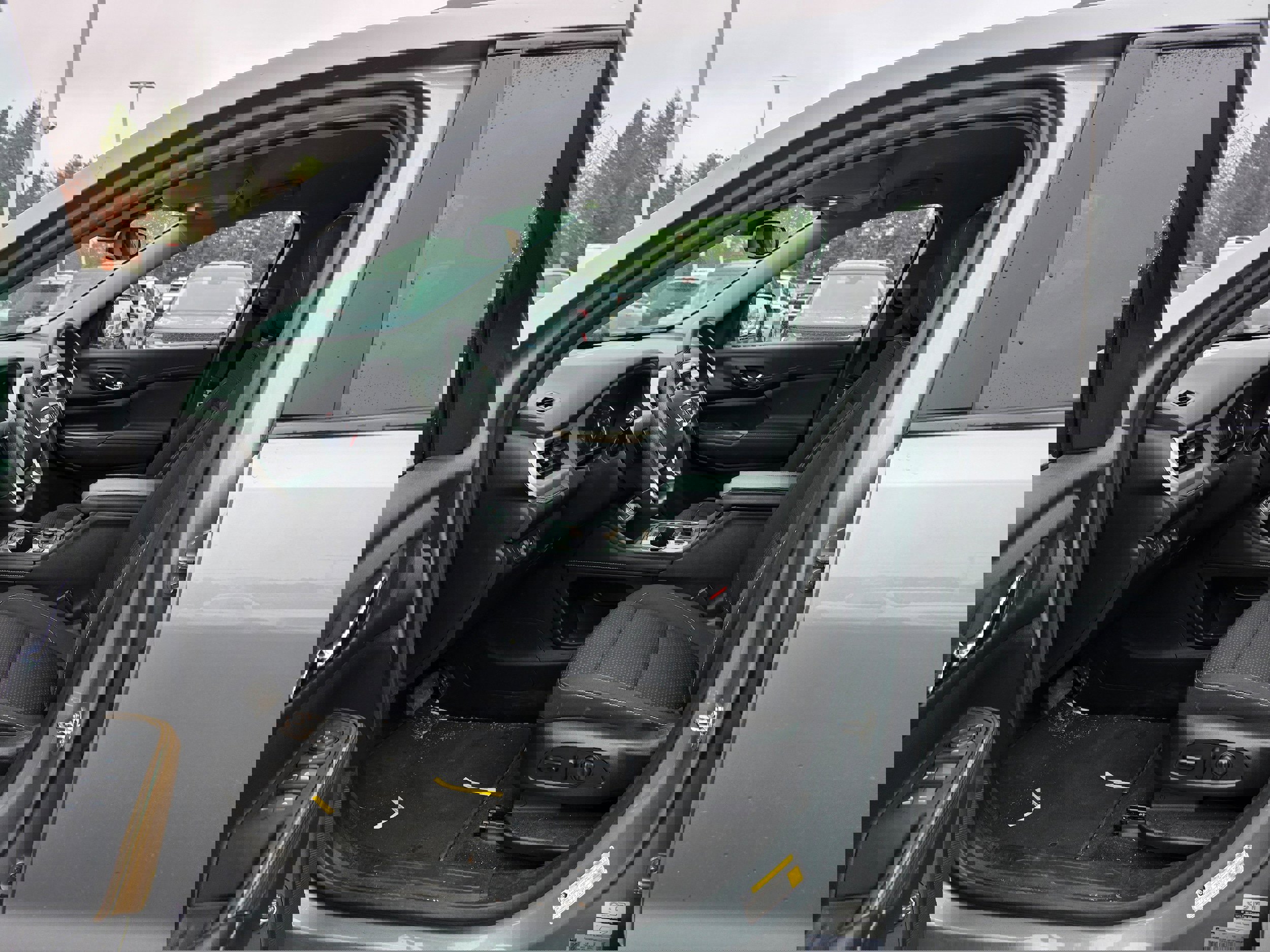 Used 2023 GMC Acadia SLE w/ Driver Convenience Package image 19