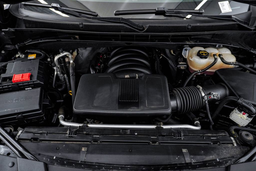 Used 2024 Cadillac Escalade Premium Luxury w/ Performance Package AWD/4WD image 35