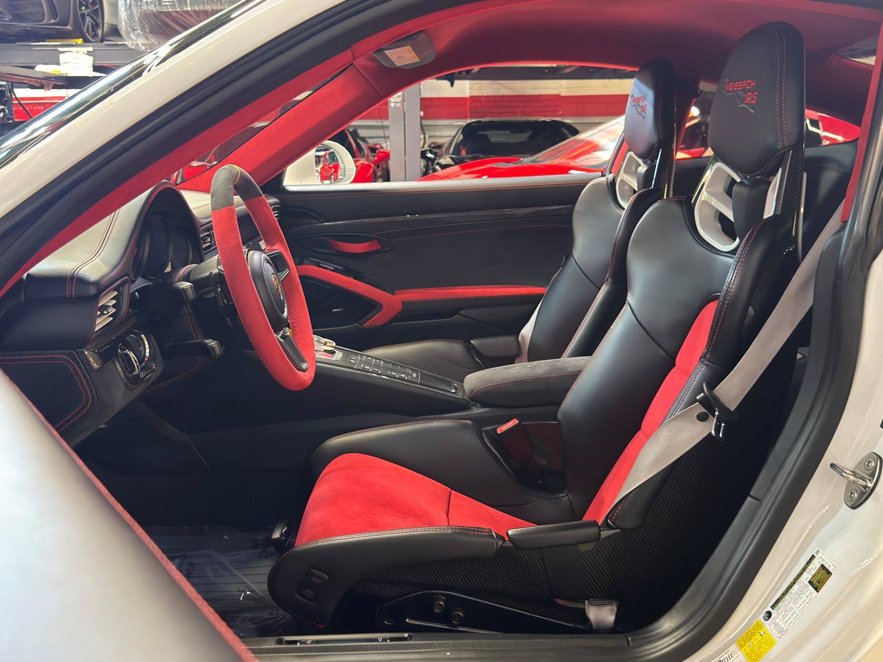 Used 2018 Porsche 911 GT2 RS RWD image 24