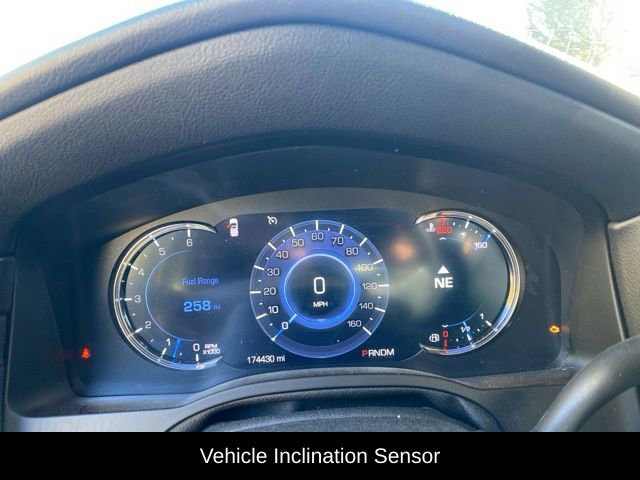 Used 2016 Cadillac Escalade Luxury image 17