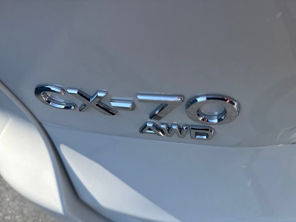 Certified 2025 MAZDA CX-70 Plug-In Hybrid w/ Premium Pkg AWD/4WD image 36