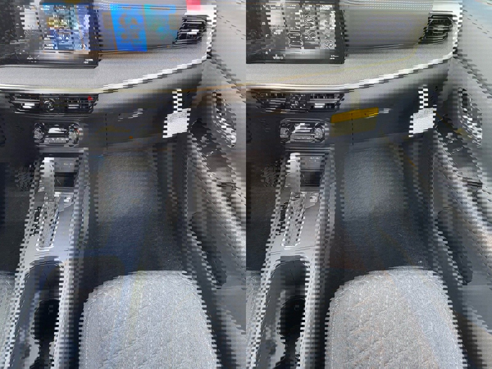 New 2026 Nissan Kicks SV image 17