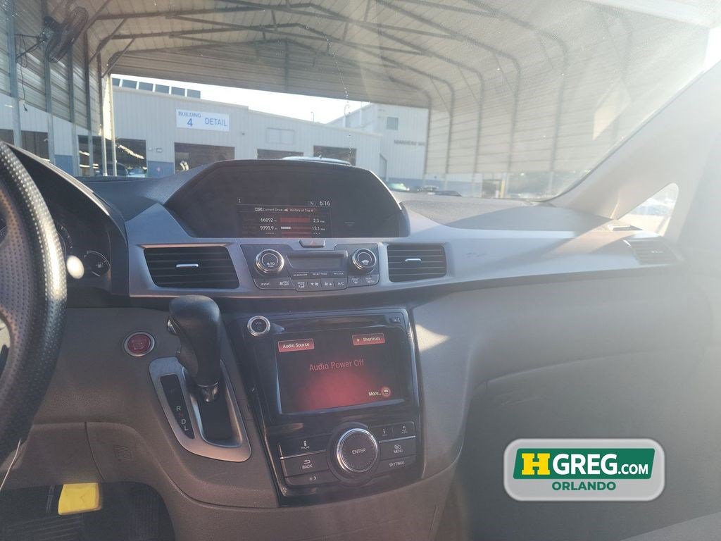 Used 2017 Honda Odyssey EX image 11