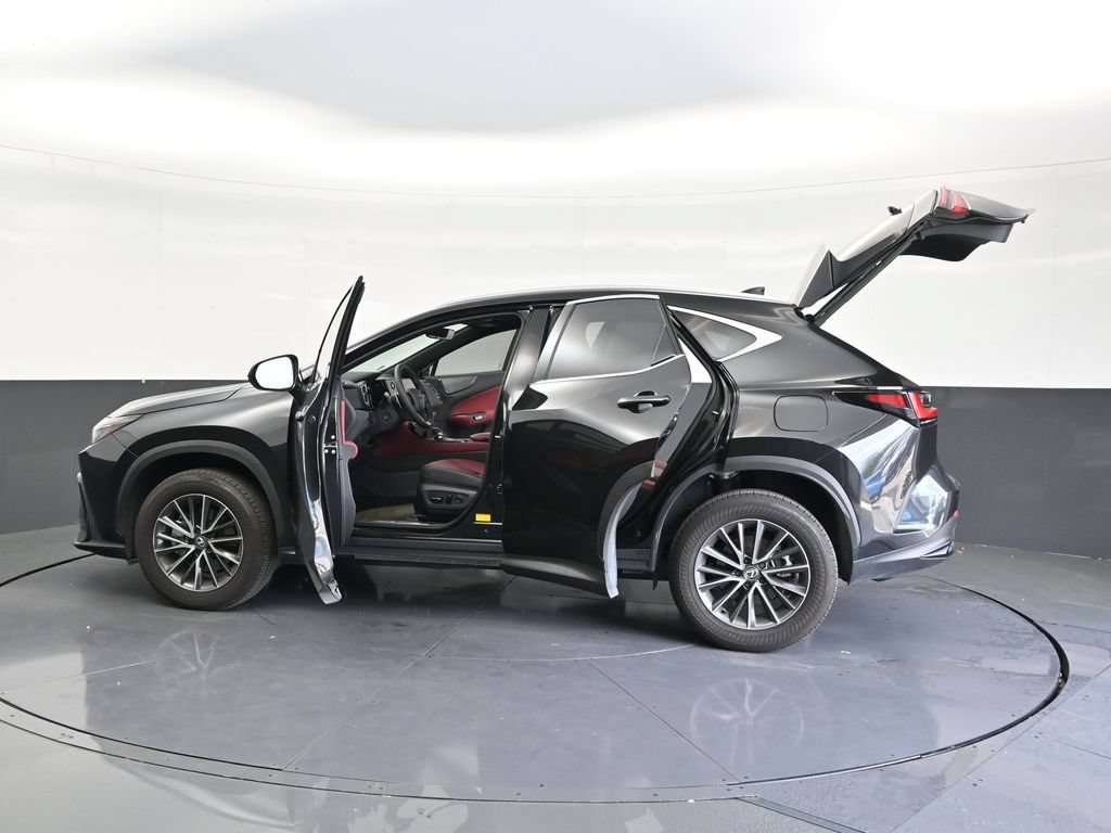 Used 2025 Lexus NX 350 AWD w/ Accessory Package (Z2) image 19