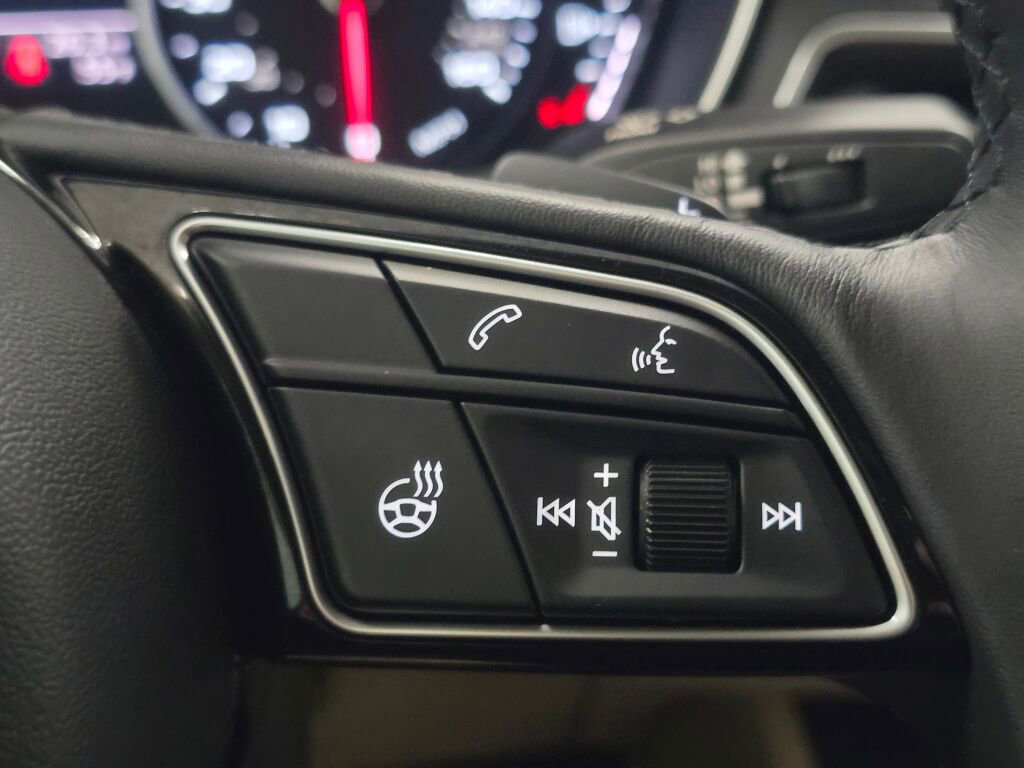 Used 2023 Audi A4 2.0T Premium w/ Convenience Package image 43