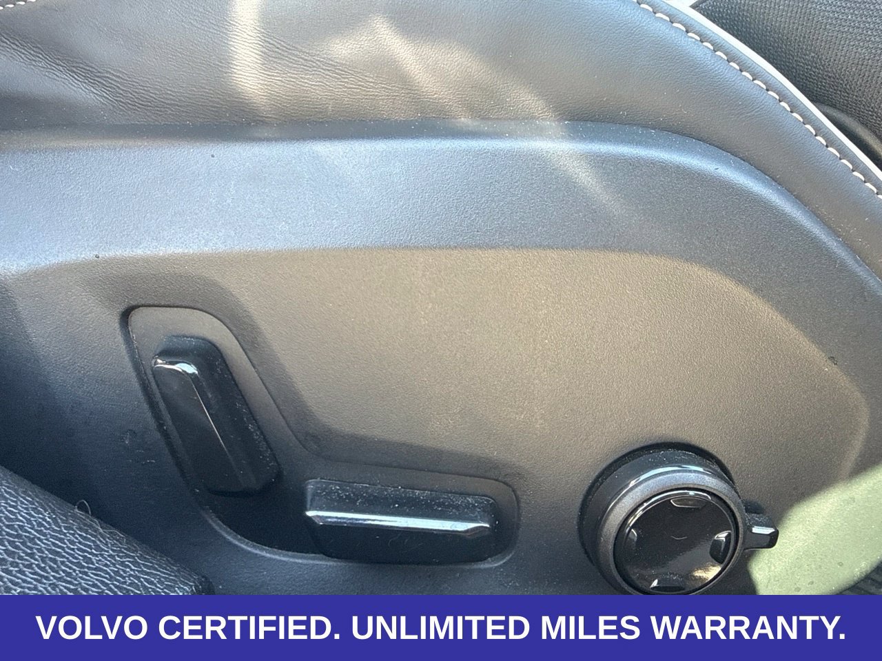 Certified 2024 Volvo S60 T8 Plus w/ Climate Package AWD/4WD image 14