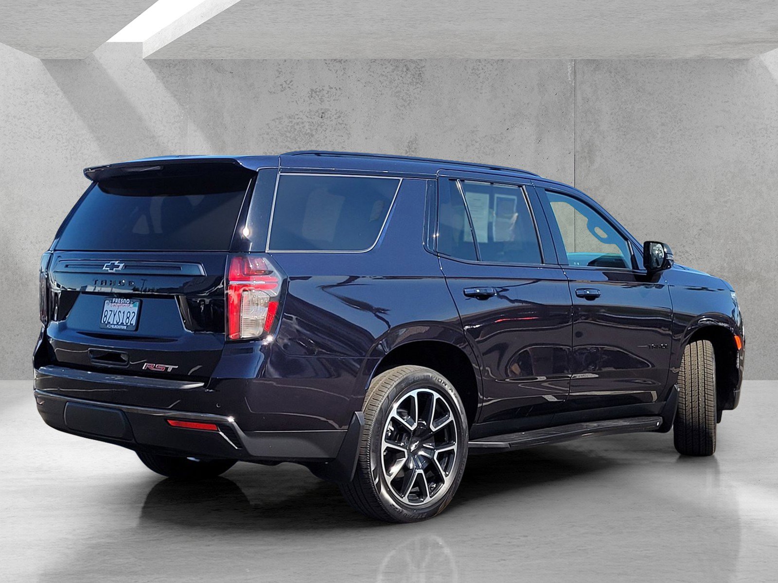 Used 2022 Chevrolet Tahoe RST w/ Luxury Package image 4