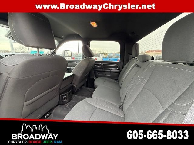 Used 2025 RAM 3500 Big Horn AWD/4WD image 13