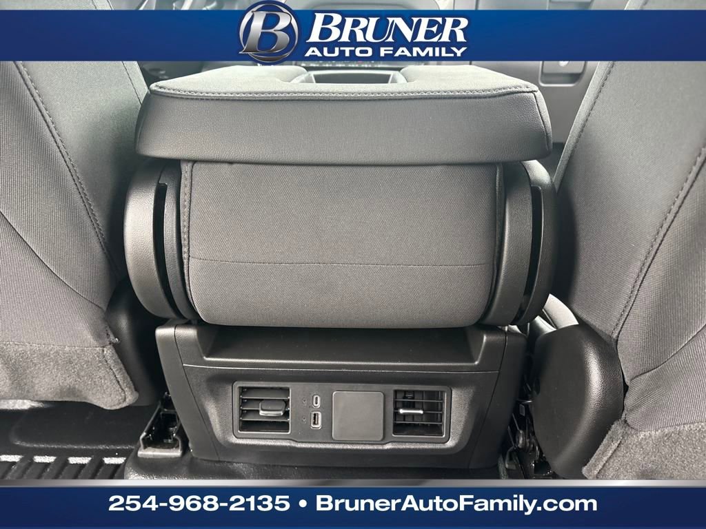 New 2025 GMC Sierra 2500 Pro w/ Convenience Package image 19