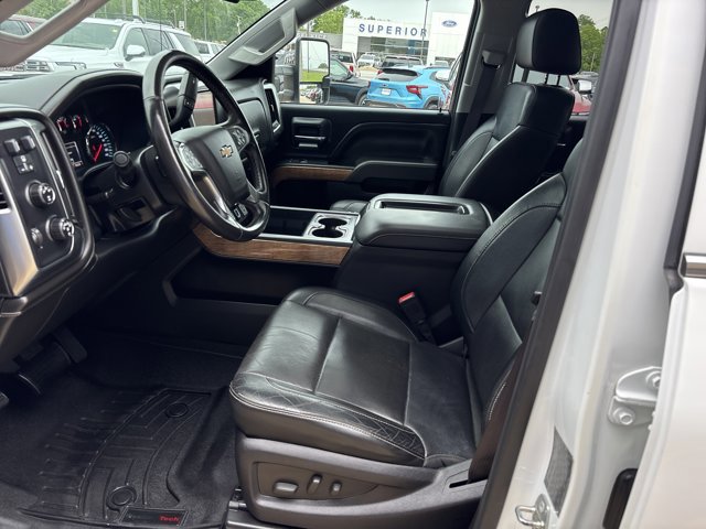 Used 2015 Chevrolet Silverado 3500 LTZ w/ Duramax Plus Package AWD/4WD image 17