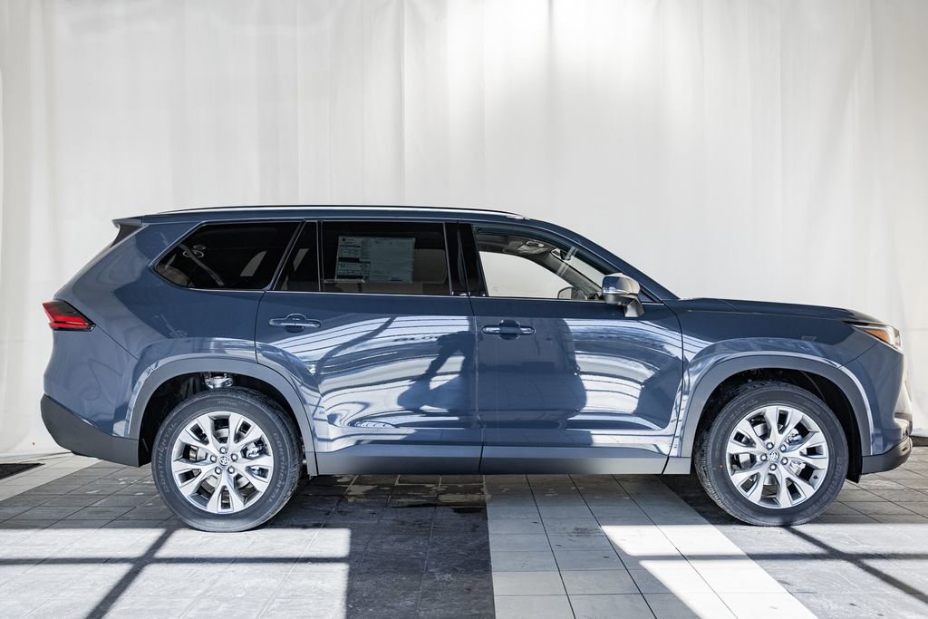 New 2026 Toyota Grand Highlander Limited image 3