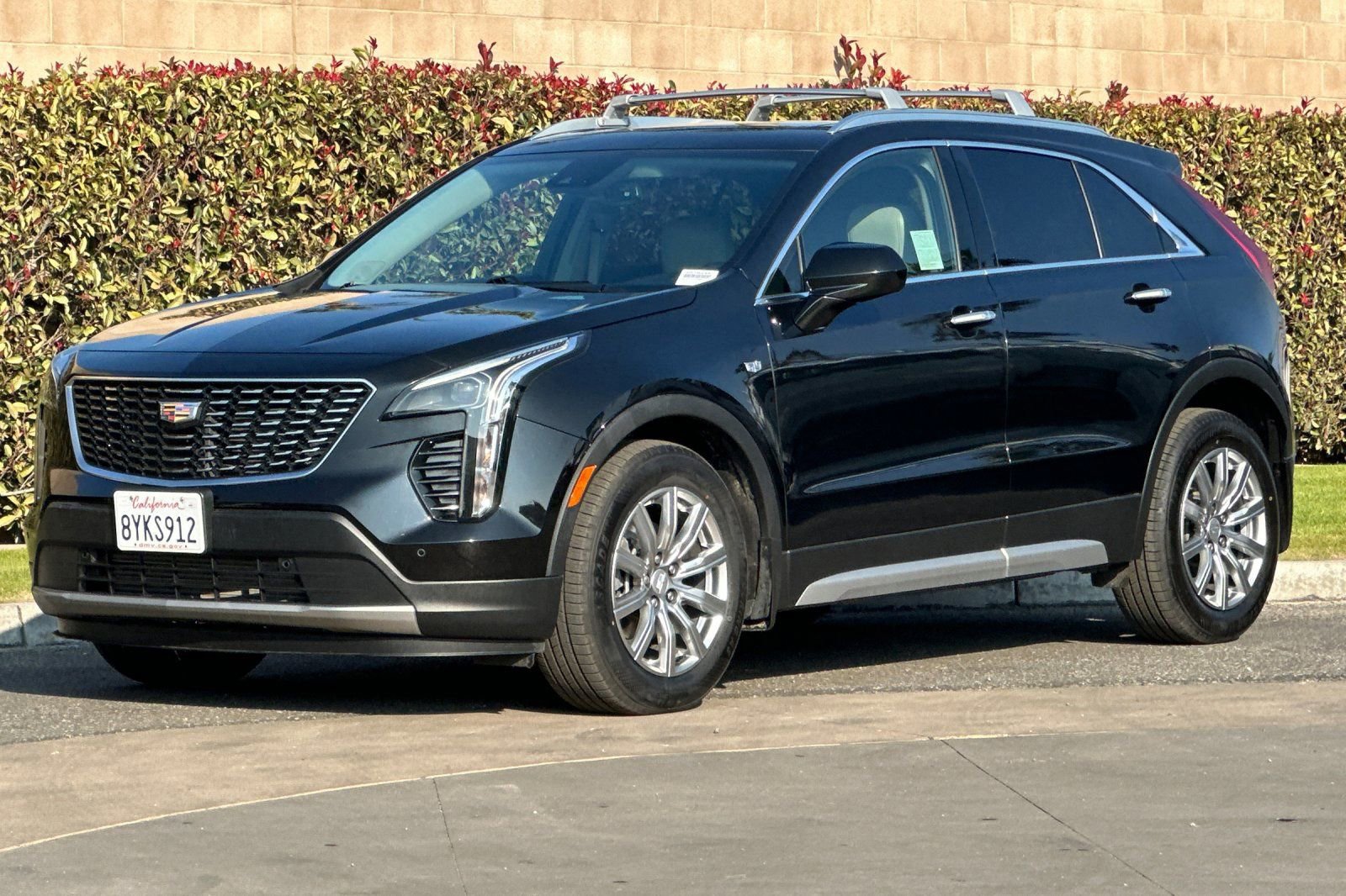 Used 2020 Cadillac XT4 Premium Luxury w/ Driver Awareness Package image 8