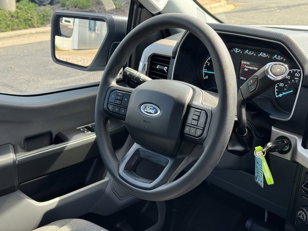 Used 2023 Ford F150 XL image 16