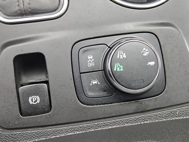 Used 2020 Chevrolet Traverse Premier w/ Redline Edition image 10