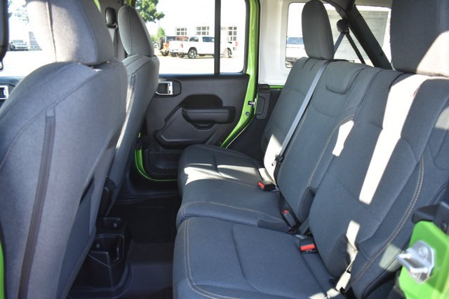 Used 2025 Jeep Wrangler Unlimited Sport AWD/4WD image 15