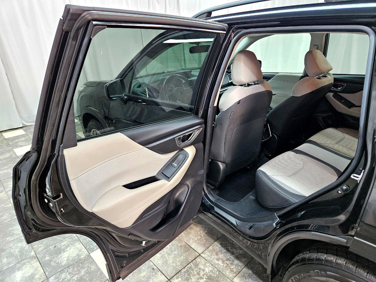 Used 2019 Subaru Forester Premium image 11