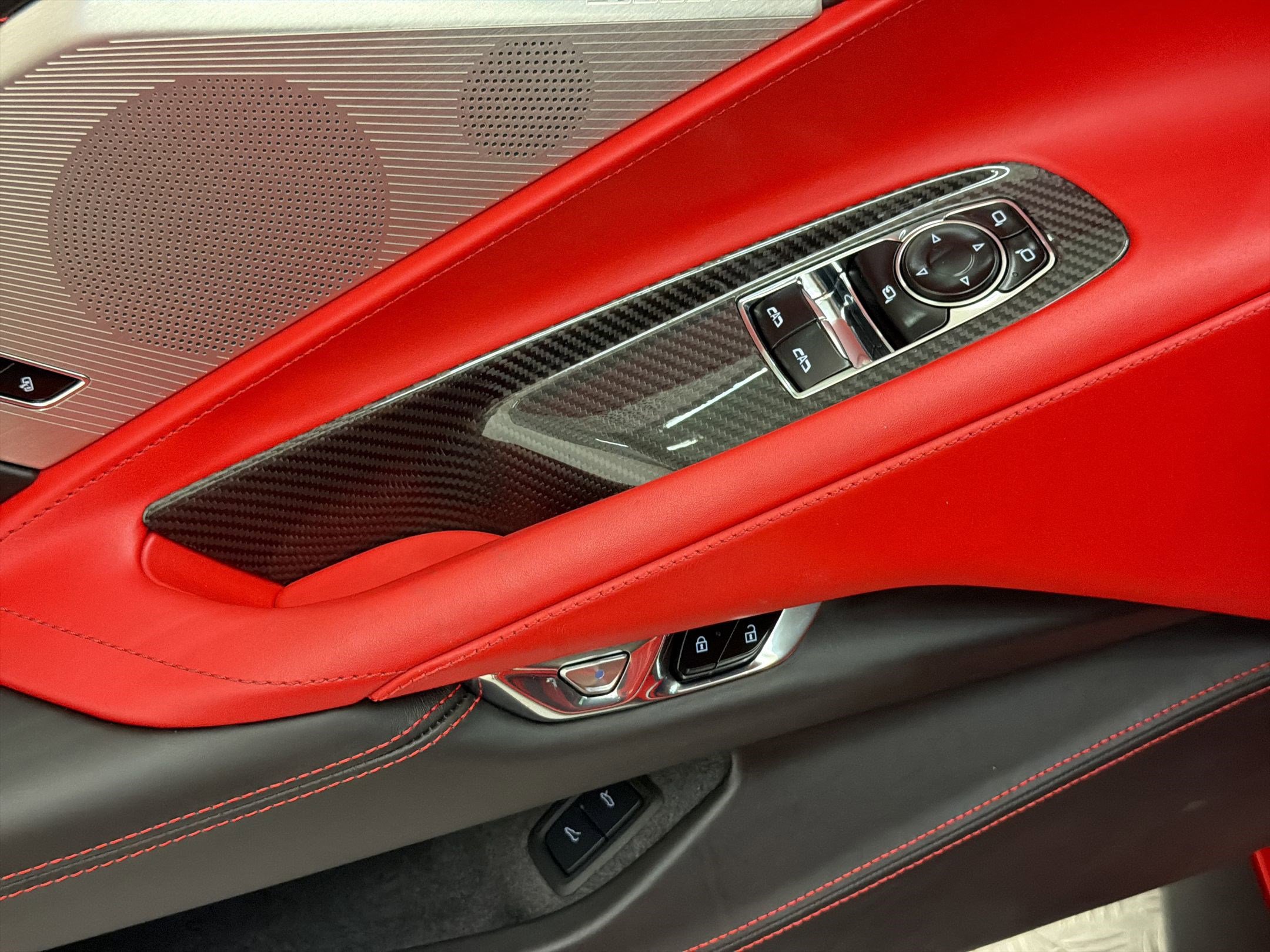 Used 2020 Chevrolet Corvette Stingray Premium Cpe w/ 3LT Preferred Equipment Group RWD image 19