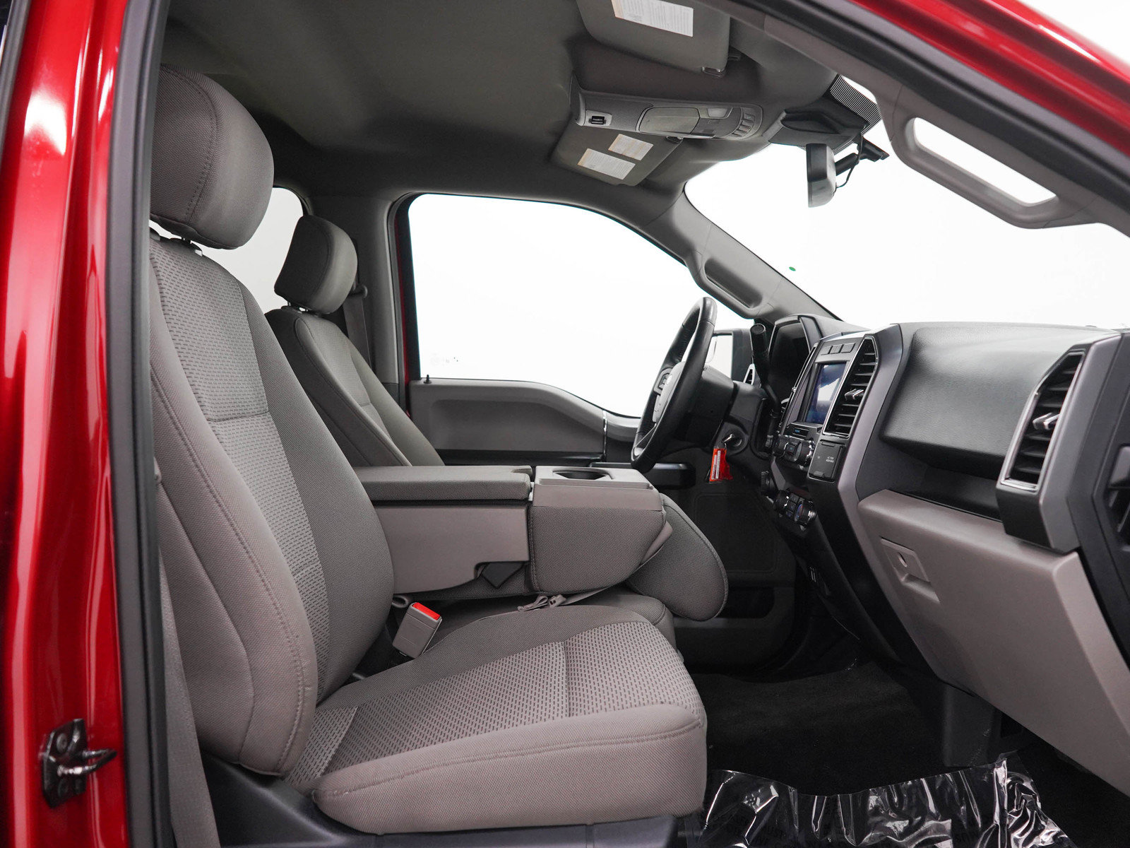 Used 2020 Ford F150 XLT w/ Equipment Group 302A Luxury AWD/4WD image 13