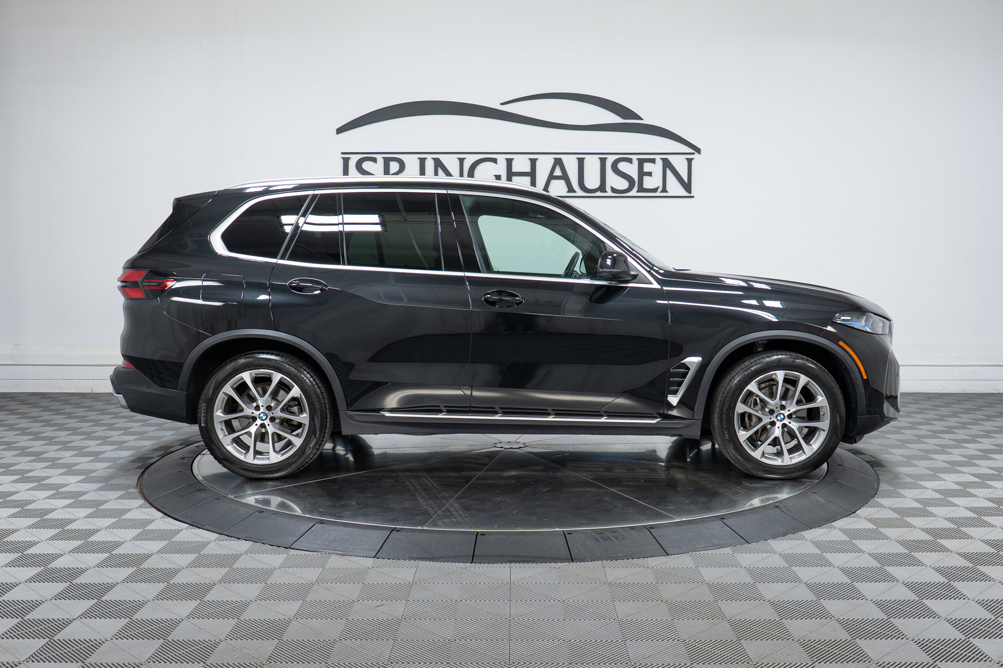 Certified 2024 BMW X5 xDrive40i w/ Premium Package image 4
