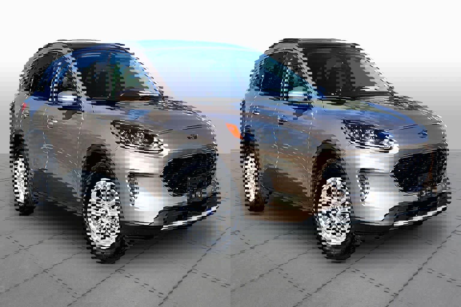 Used 2020 Ford Escape SE image 3