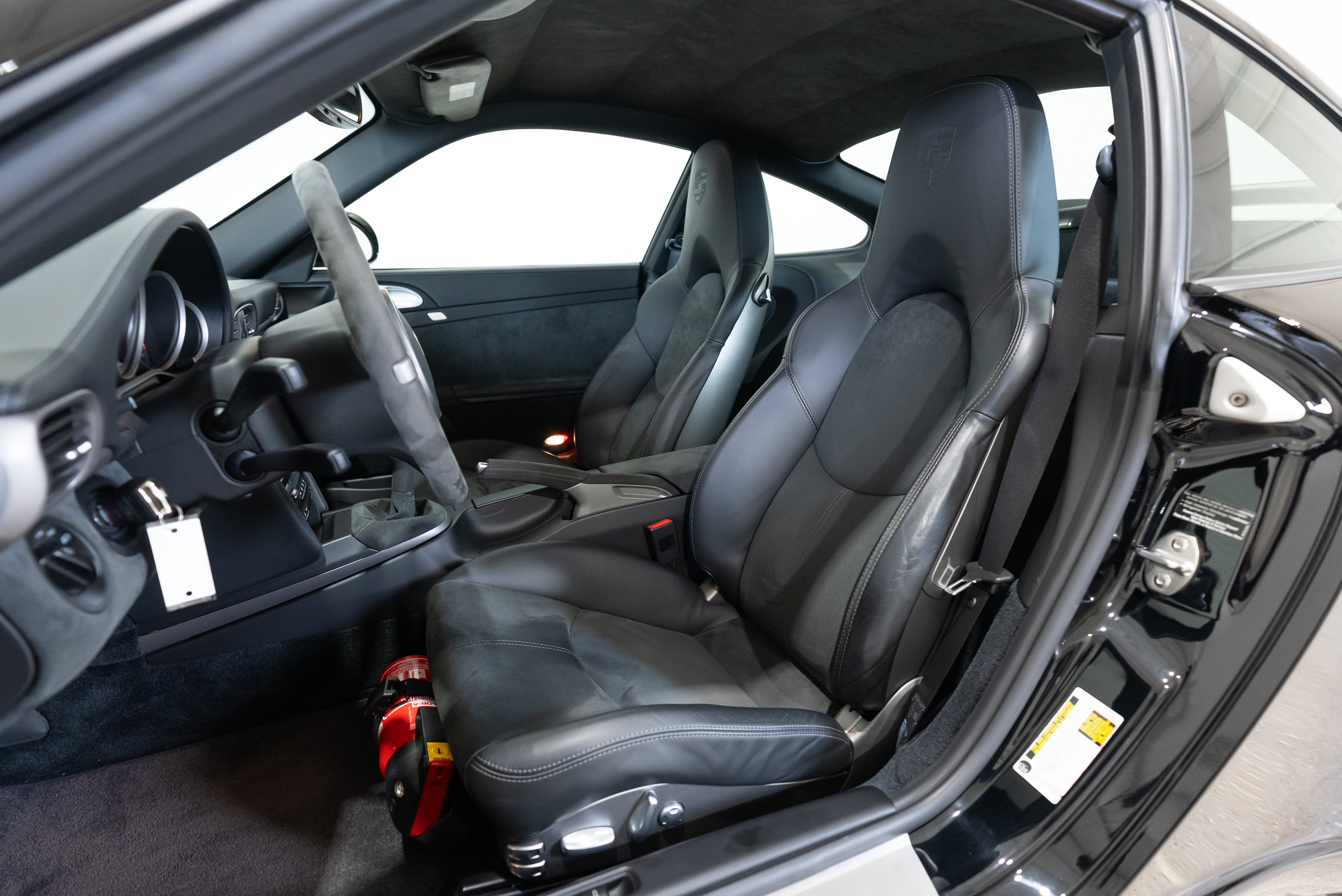 Used 2010 Porsche 911 GT3 RWD image 44