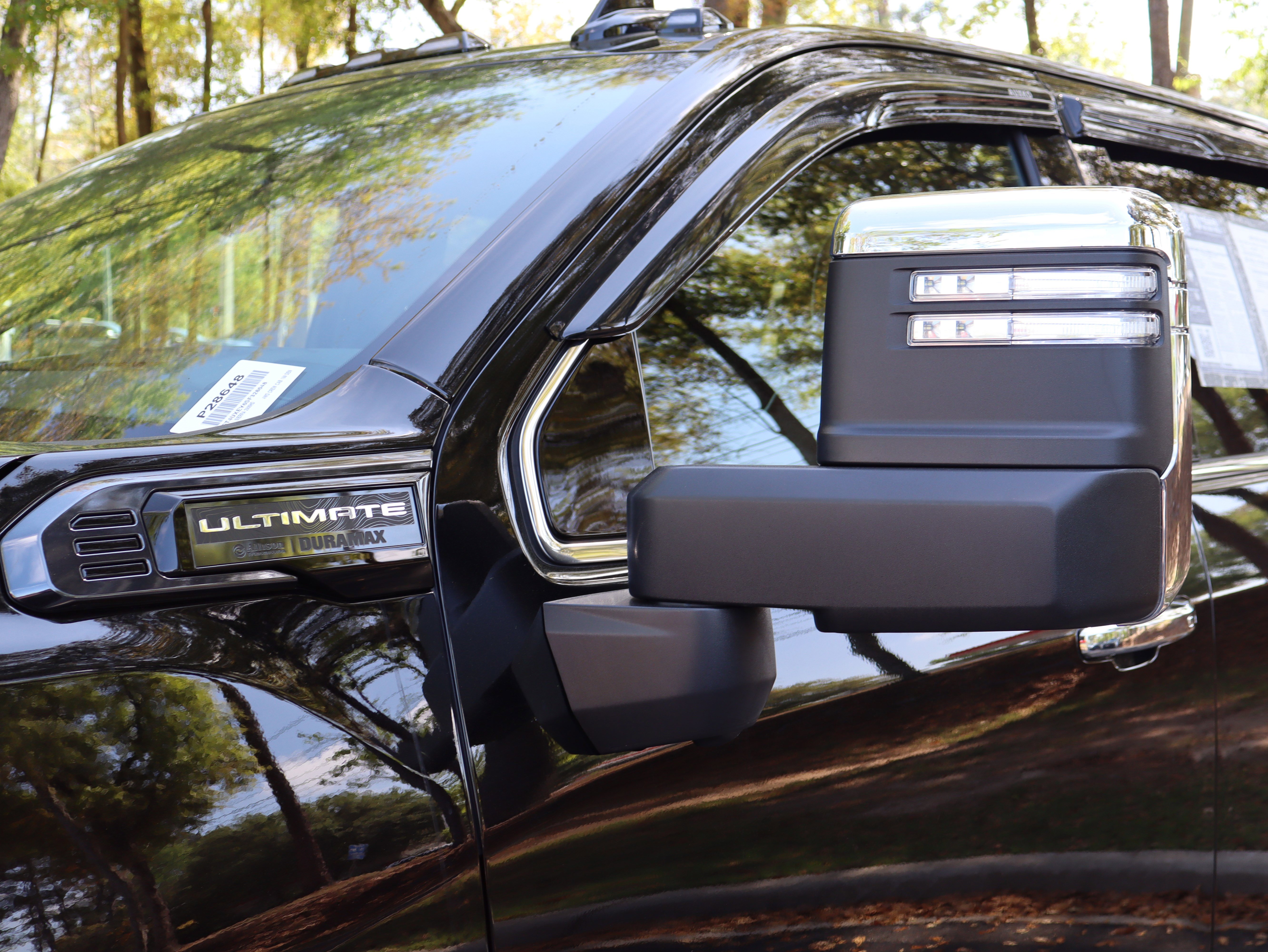 Used 2025 GMC Sierra 2500 Denali Ultimate image 16