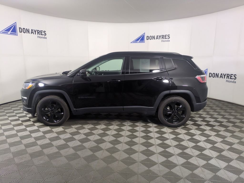 Used 2020 Jeep Compass Latitude image 2