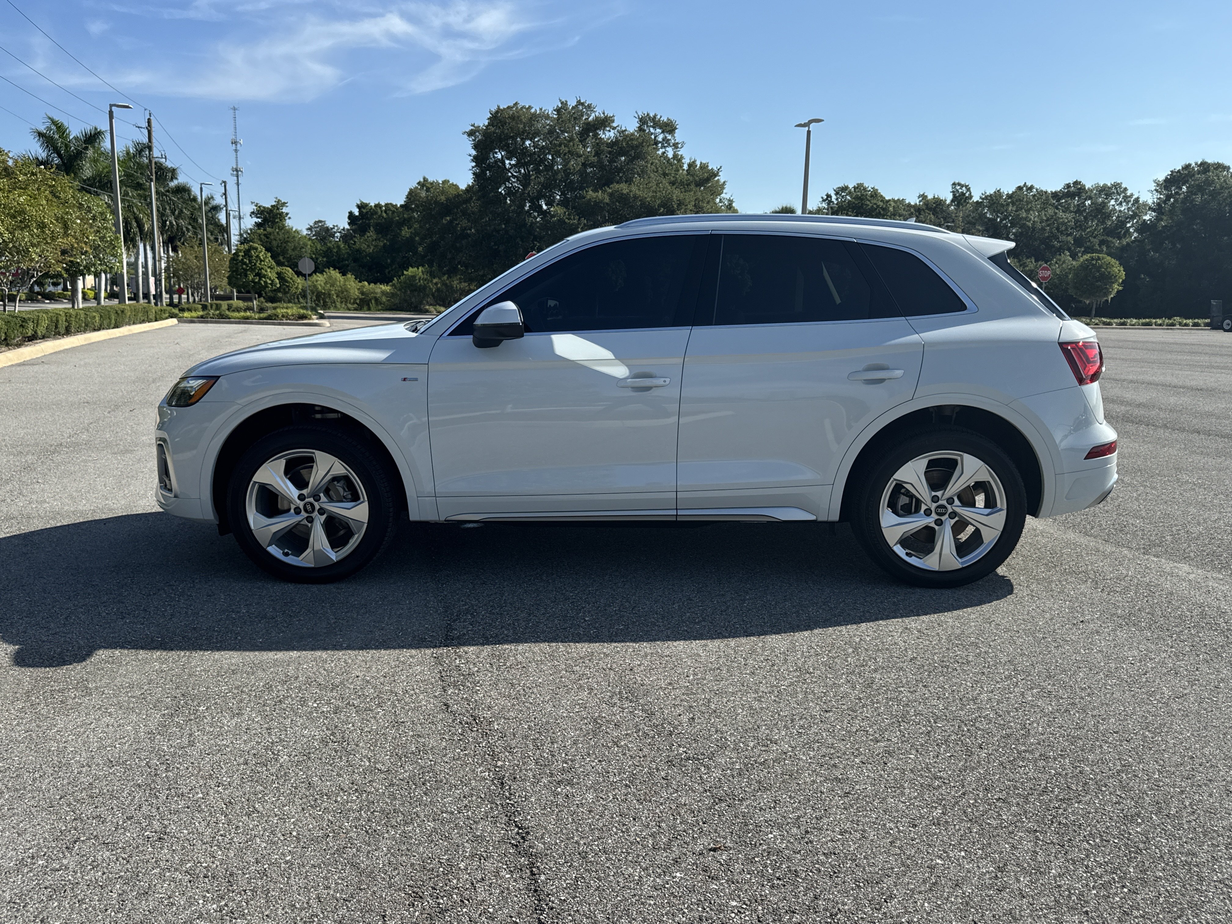 Certified 2023 Audi Q5 2.0T Premium Plus AWD/4WD image 7