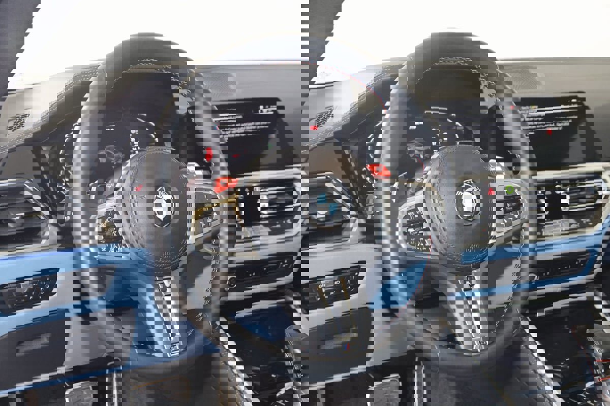 Used 2023 BMW M4 Competition RWD image 6