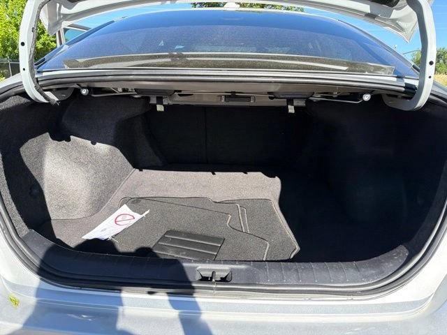 Used 2025 Nissan Altima 2.5 S FWD image 13