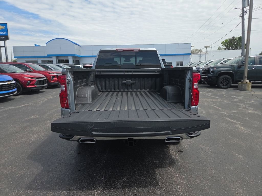 New 2026 Chevrolet Silverado 1500 LT w/ Z71 Off-Road Package AWD/4WD image 6