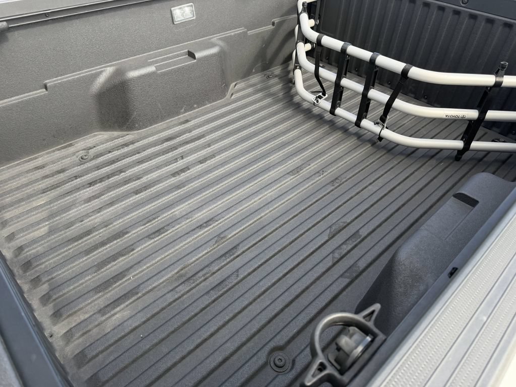 Used 2025 Toyota Tacoma SR AWD/4WD image 28