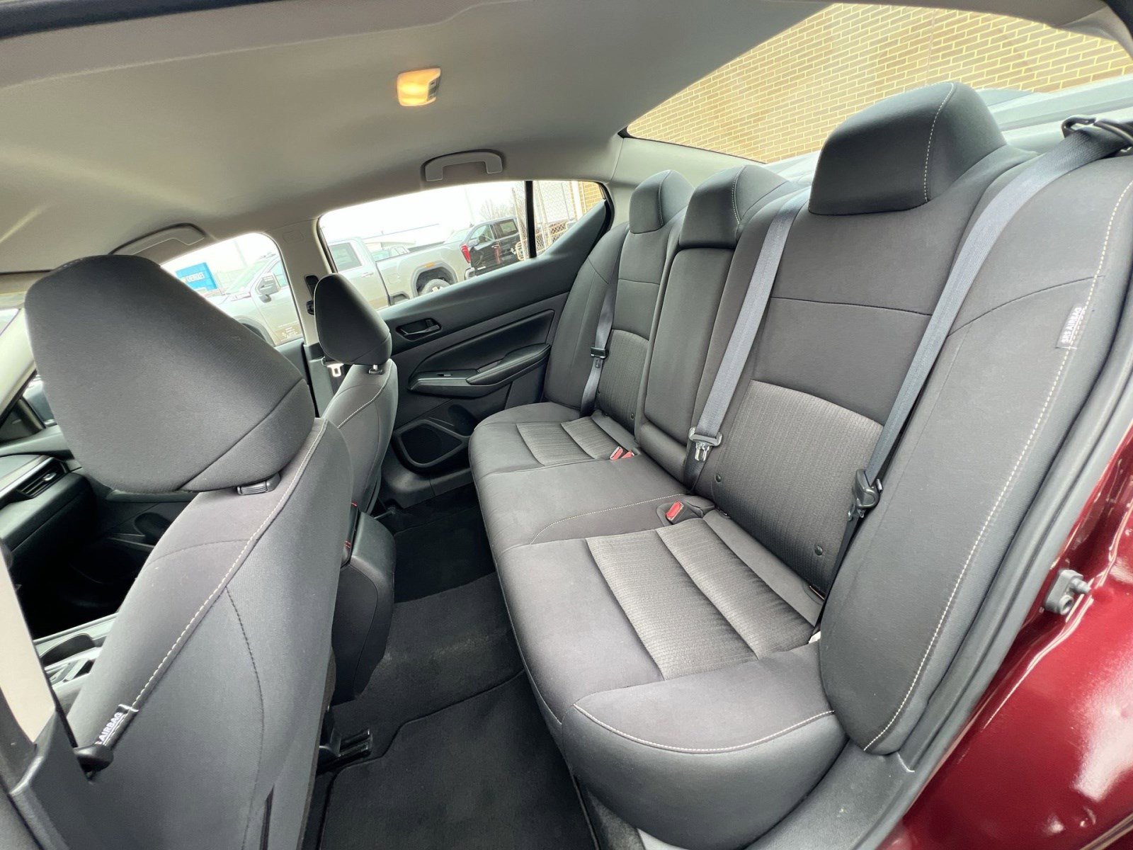 Used 2025 Nissan Altima 2.5 SV image 23