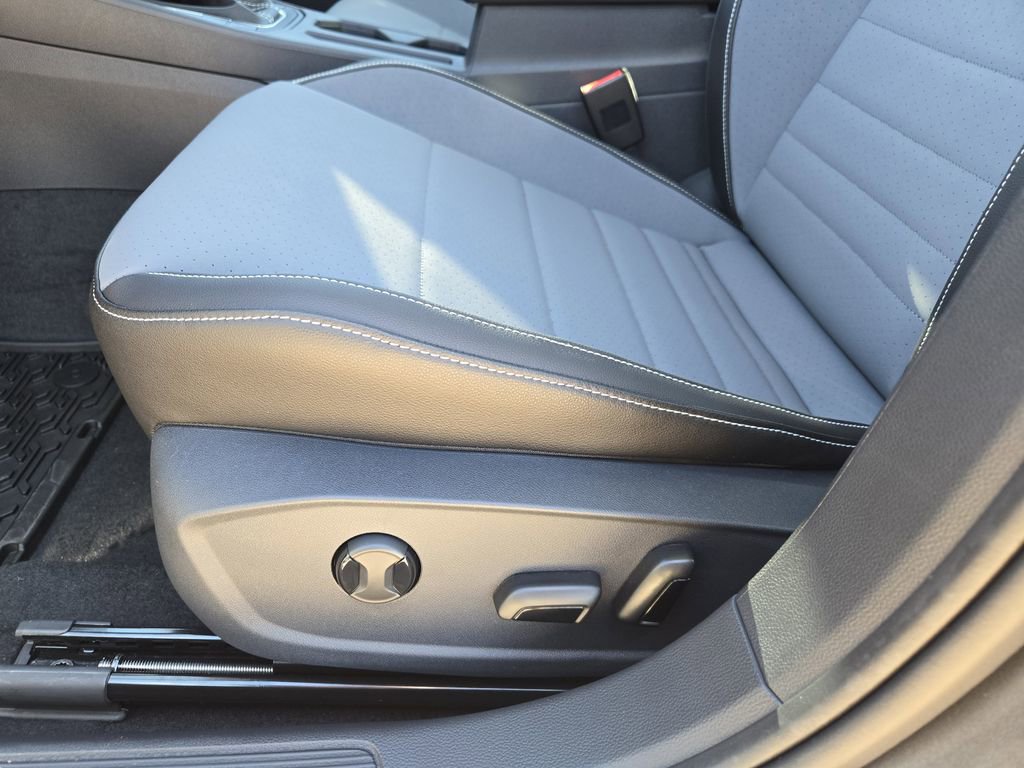 New 2026 Volkswagen Jetta SE image 18