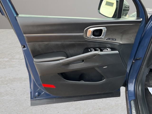 Used 2024 Kia Sorento SX image 6