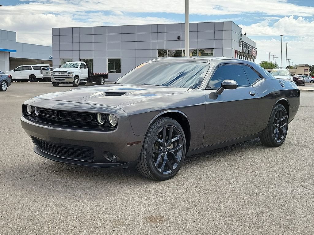 Used 2021 Dodge Challenger SXT w/ Blacktop Package image 5