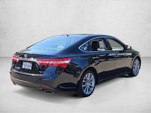 Used 2015 Toyota Avalon XLE Touring w/ Preferred Accessory Package FWD image 5