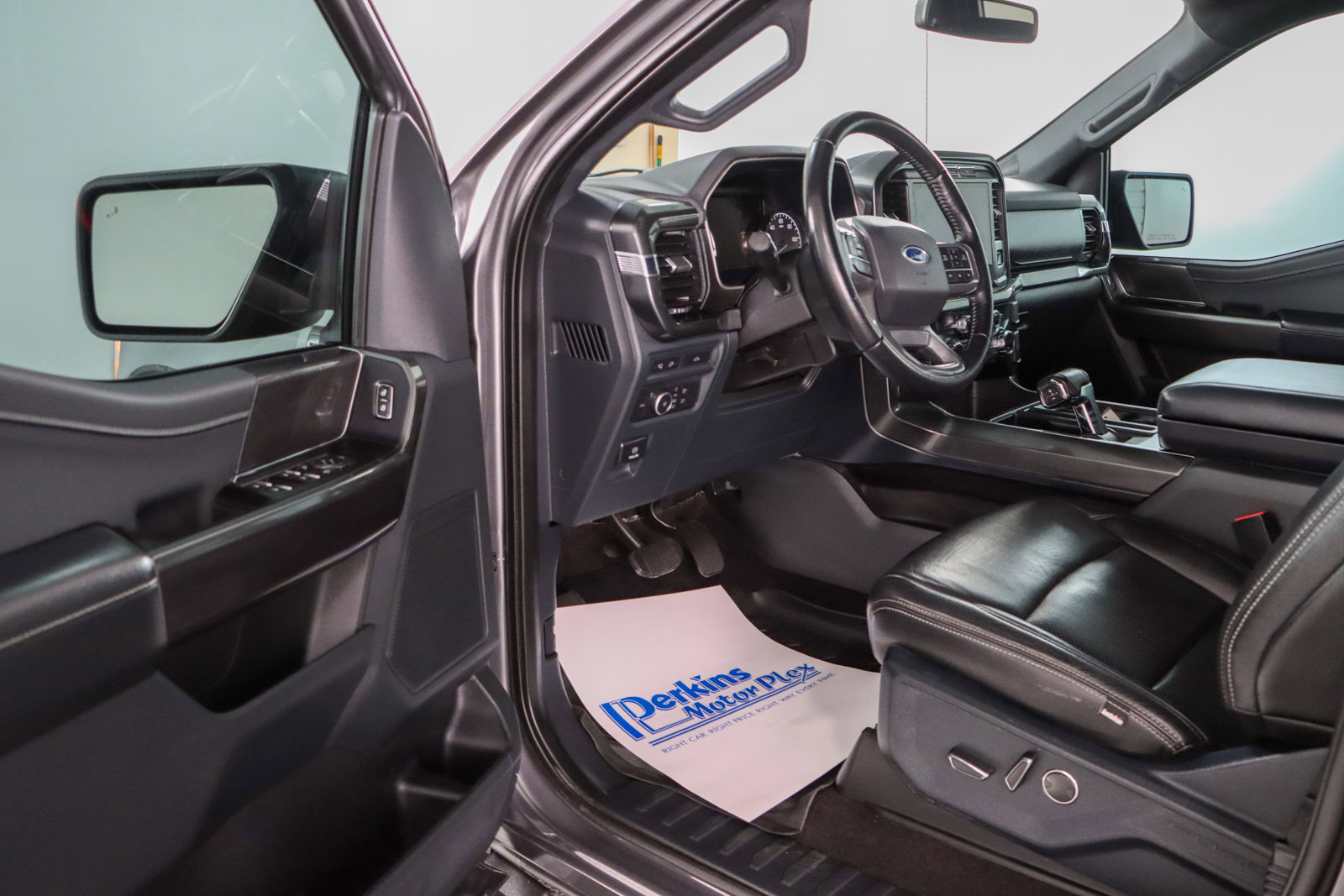 Used 2021 Ford F150 XLT w/ Equipment Group 302A High AWD/4WD image 3