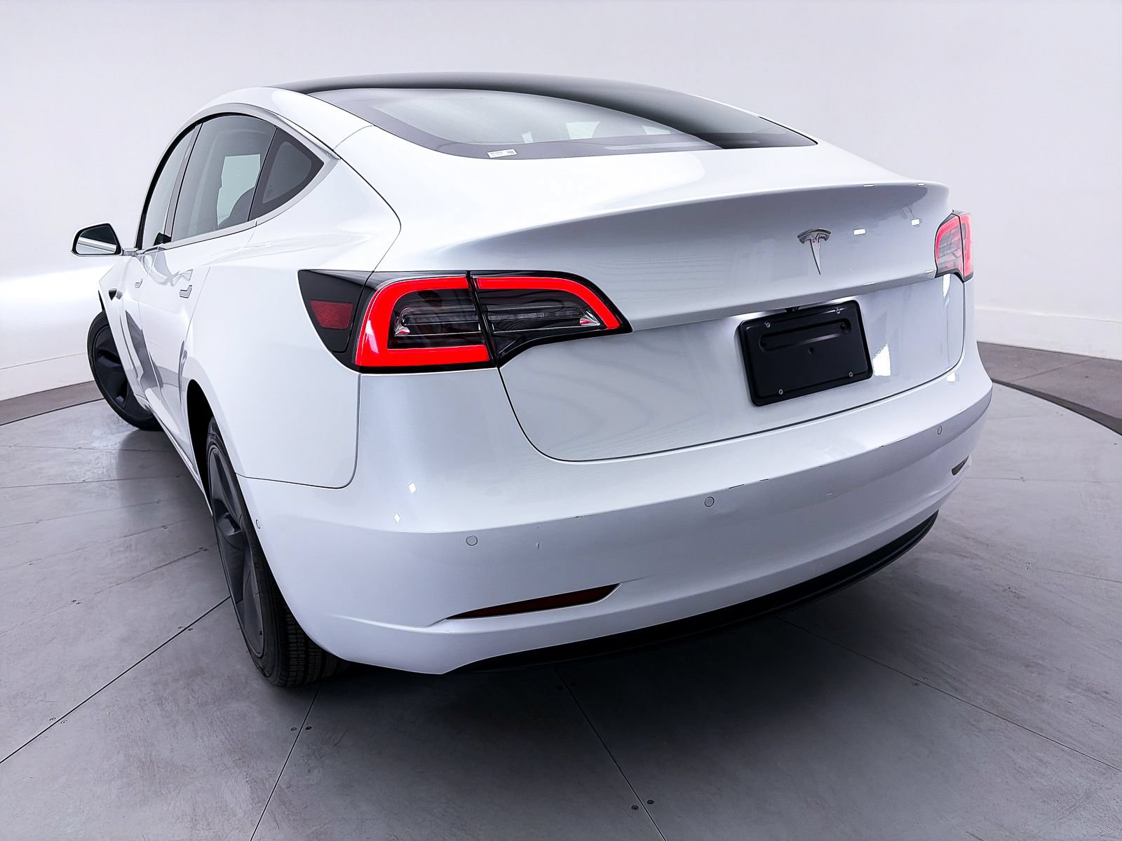 Used 2019 Tesla Model 3 Standard Range Plus RWD image 8